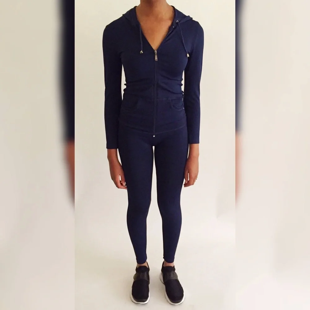 Active Set (Navy) - Picture 2 of 4